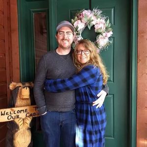 Meet your Posher, Levi